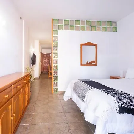 Studio With Swimming Pool And Balcony Apartment *